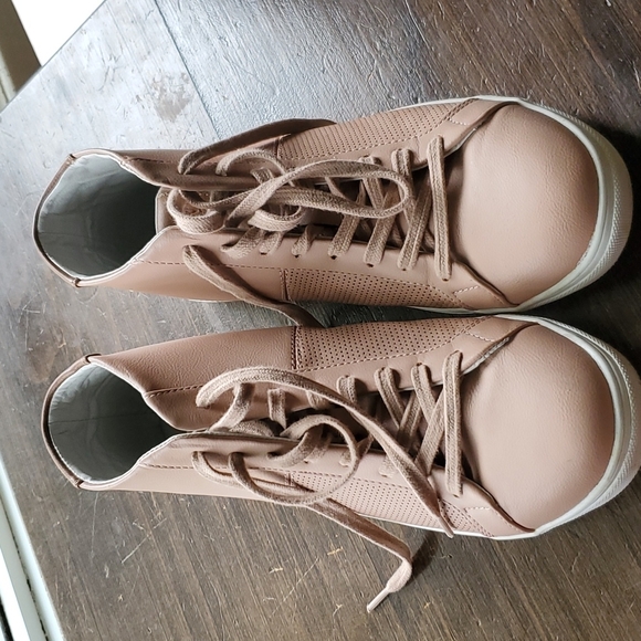 Bundle 3+ 5$ each Hightower shoes size 10 - Picture 1 of 4